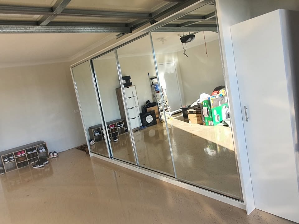 Custom mirror wardrobe installation